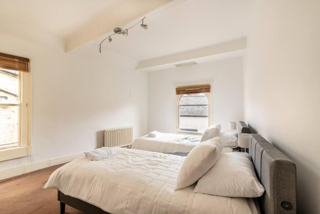 Look No Further The Stable Block In Beautiful Beaufort House 2 Bedrooms Μπαθ Εξωτερικό φωτογραφία