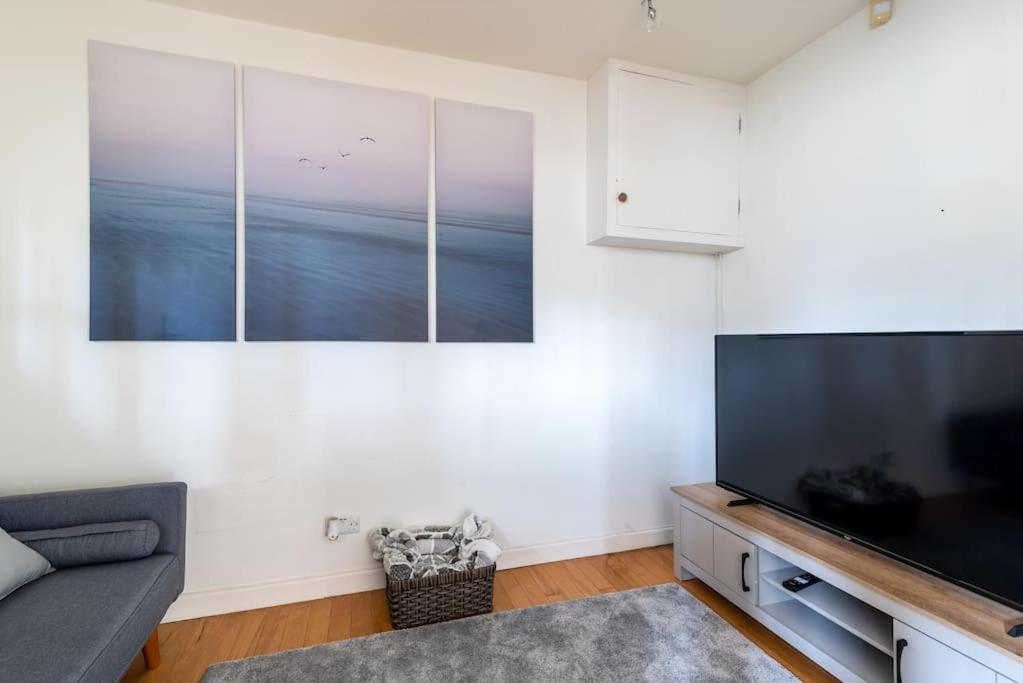 Look No Further The Stable Block In Beautiful Beaufort House 2 Bedrooms Μπαθ Εξωτερικό φωτογραφία