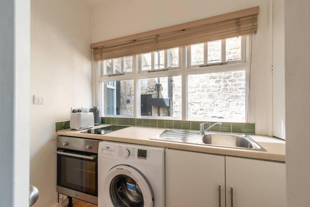 Look No Further The Stable Block In Beautiful Beaufort House 2 Bedrooms Μπαθ Εξωτερικό φωτογραφία